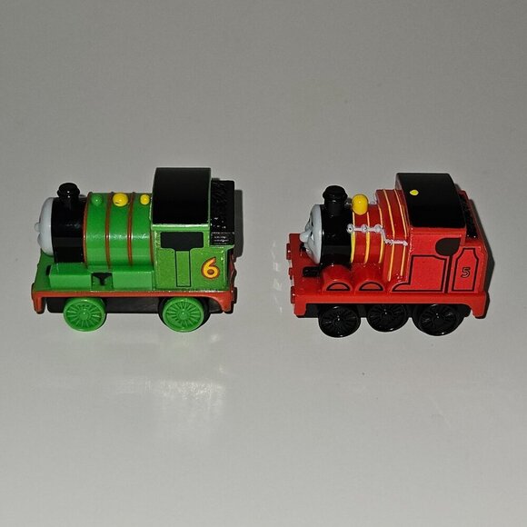 Percy James SMALL 2" Train Lot Pull-Back Move TESTED Thomas Tank Engine Friends - Picture 3 of 9
